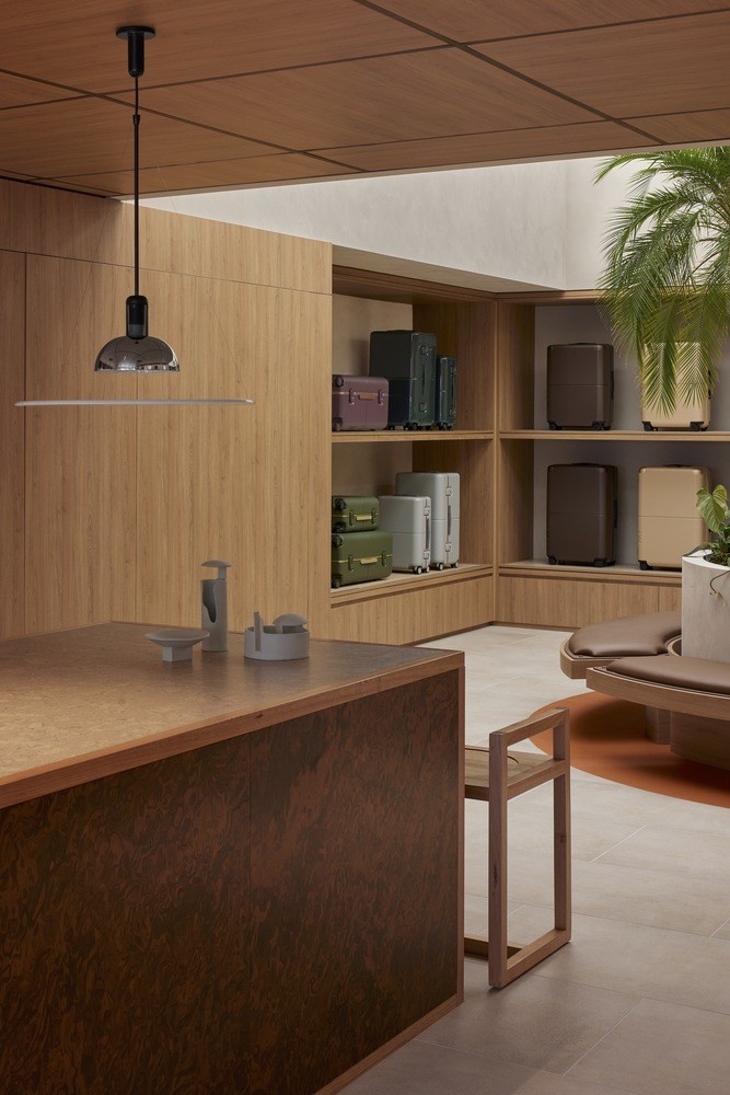 Luggage Store Interior Furniture Custom Luggage Store Interior Furniture Custom